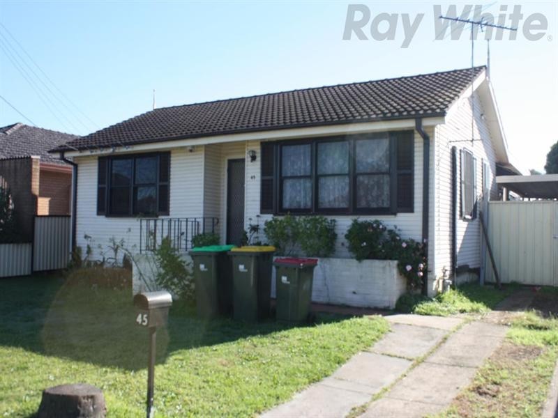 45 Hillview Parade, Lurnea NSW 2170