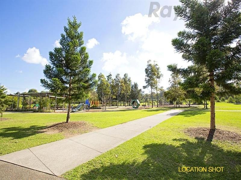 6 Palace Court, Cecil Hills NSW 2171