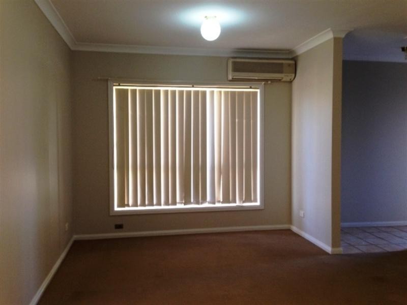 154b Greenway Drive, West Hoxton NSW 2171