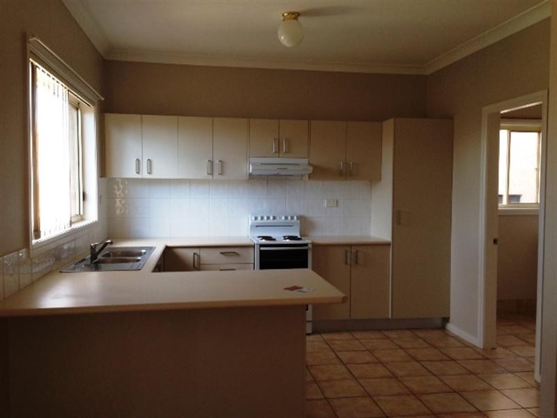 154b Greenway Drive, West Hoxton NSW 2171