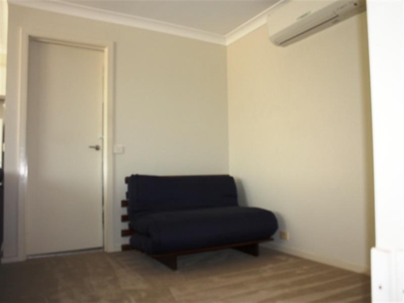 37a Cadman Avenue, West Hoxton NSW 2171