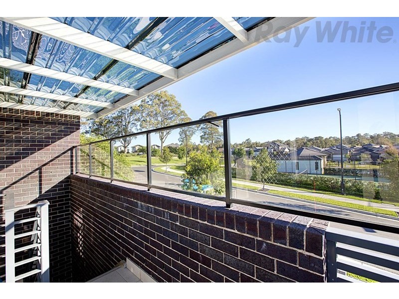 1 Glider Avenue, Middleton Grange NSW 2171