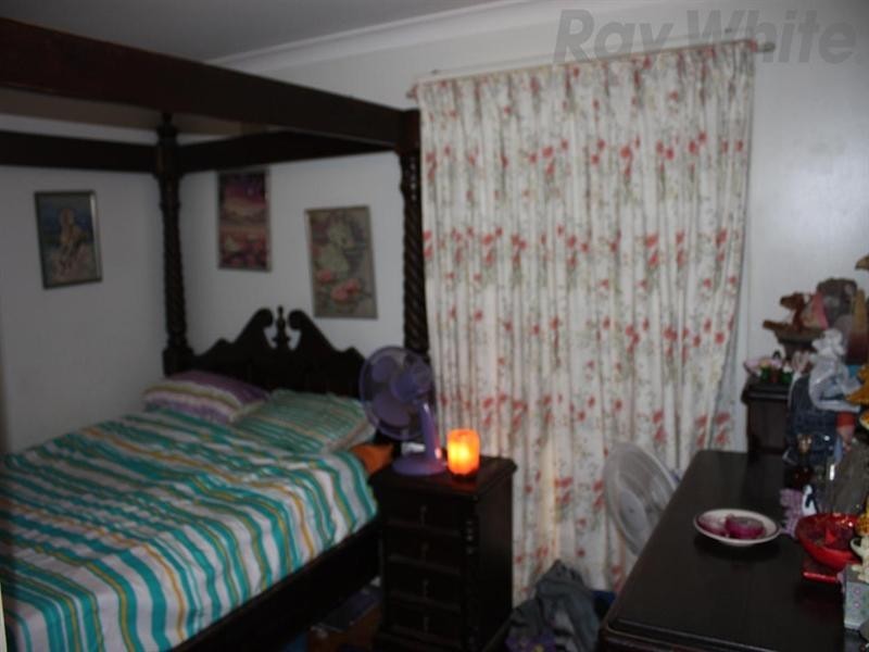 12 Karoola Street, Busby NSW 2168