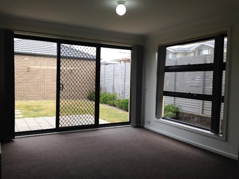 West Hoxton NSW 2171