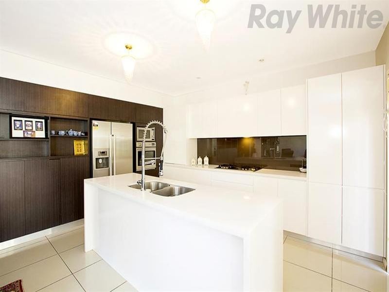 49 Edinburgh Circuit, Cecil Hills NSW 2171