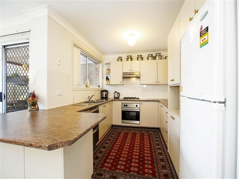 2b Mella Close, West Hoxton NSW 2171