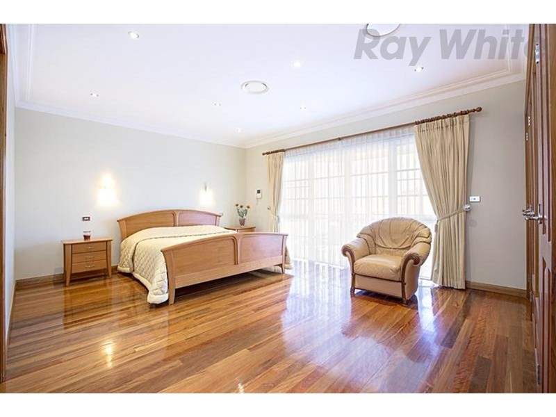 5 Toulouse Street, Cecil Hills NSW 2171