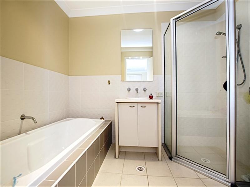 West Hoxton NSW 2171