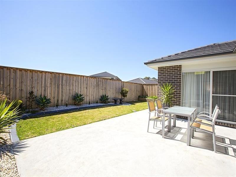 53 Robey Avenue, Middleton Grange NSW 2171