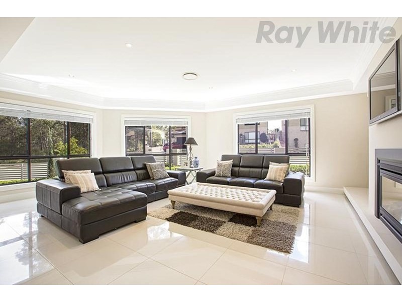 10 Rafter Crescent, Abbotsbury NSW 2176