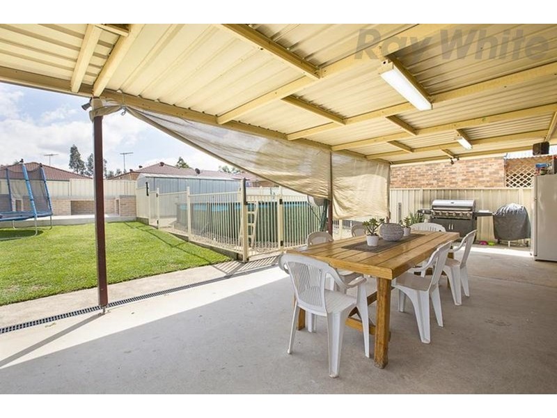 13 Guyra Road, Hinchinbrook NSW 2168