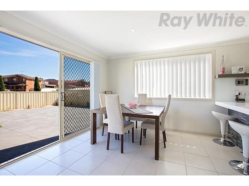 6 Bellerive Close, West Hoxton NSW 2171