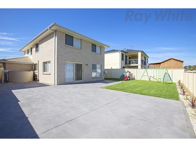 6 Bellerive Close, West Hoxton NSW 2171