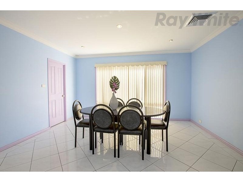 6 Boltons Street, Horningsea Park NSW 2171