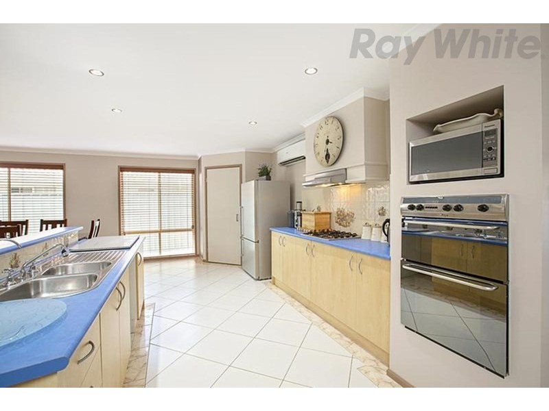 9 Mullenderree Street, Prestons NSW 2170