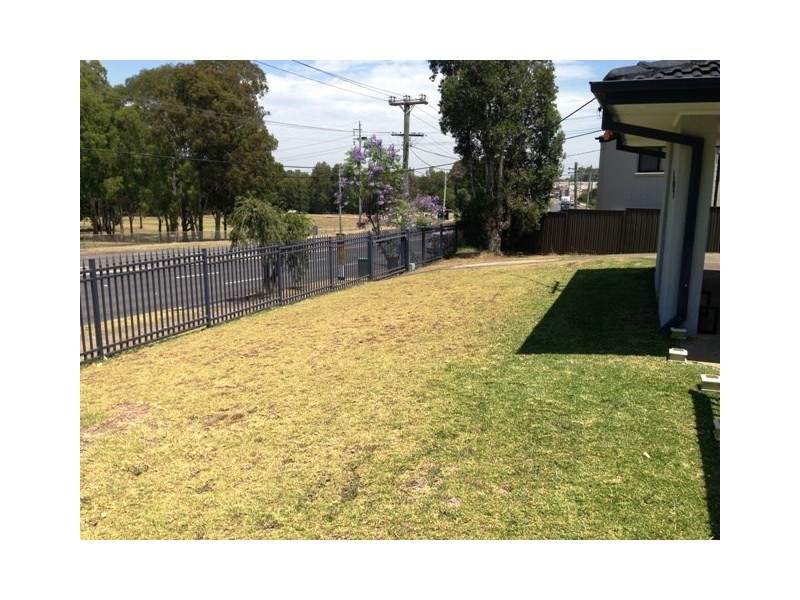 303 Newbridge Road, Chipping Norton NSW 2170