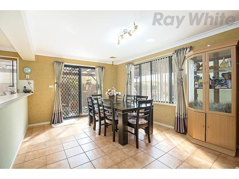 2 Schoeffel Grove, Horningsea Park NSW 2171