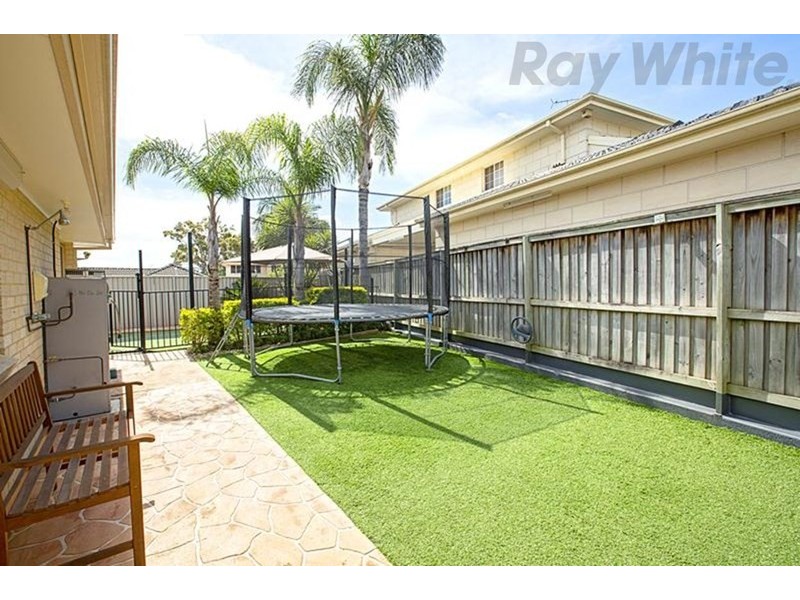 77 Lindeman Crescent, Green Valley NSW 2168