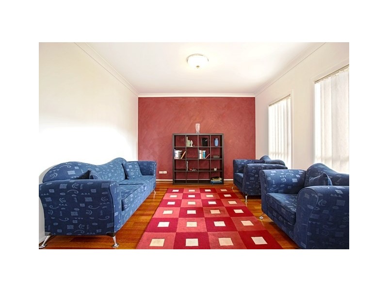 69 Harraden Drive, West Hoxton NSW 2171