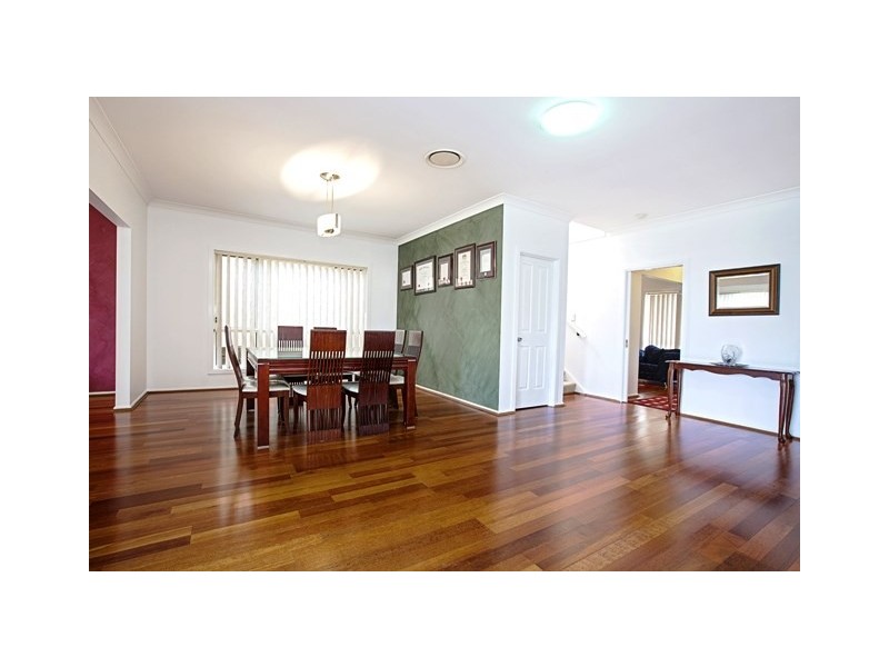 69 Harraden Drive, West Hoxton NSW 2171