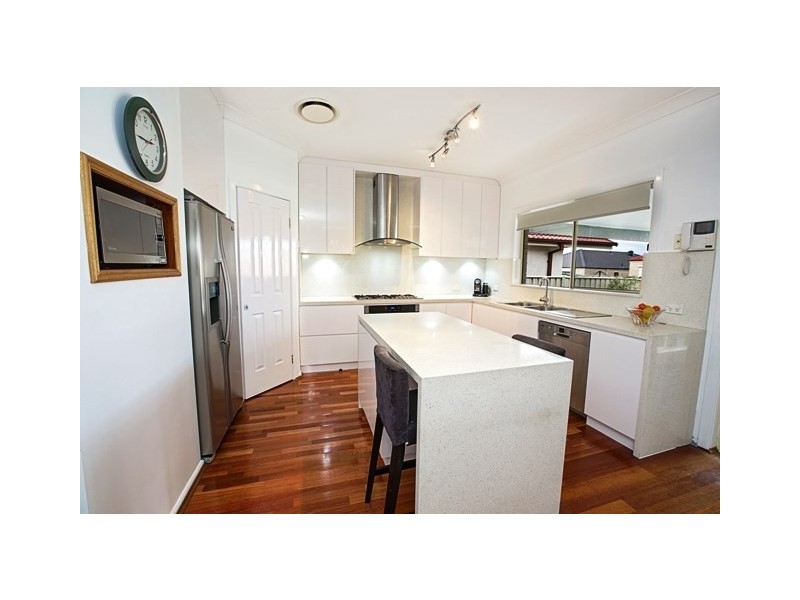 69 Harraden Drive, West Hoxton NSW 2171