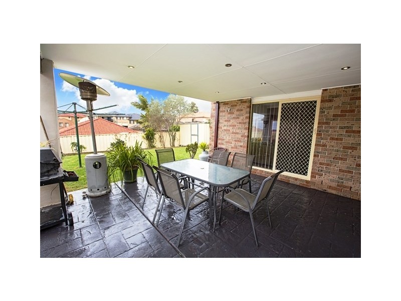 69 Harraden Drive, West Hoxton NSW 2171
