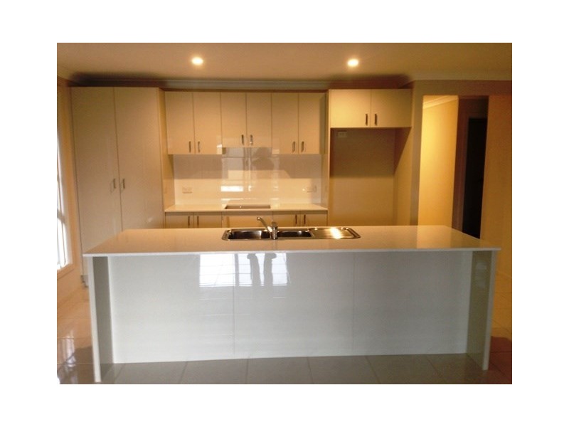 10 Byrock Place, Hinchinbrook NSW 2168