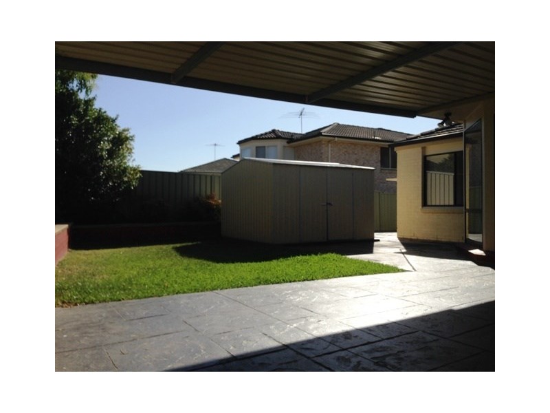 34 Mitchell Drive, West Hoxton NSW 2171