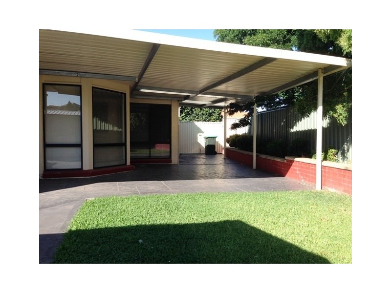 34 Mitchell Drive, West Hoxton NSW 2171