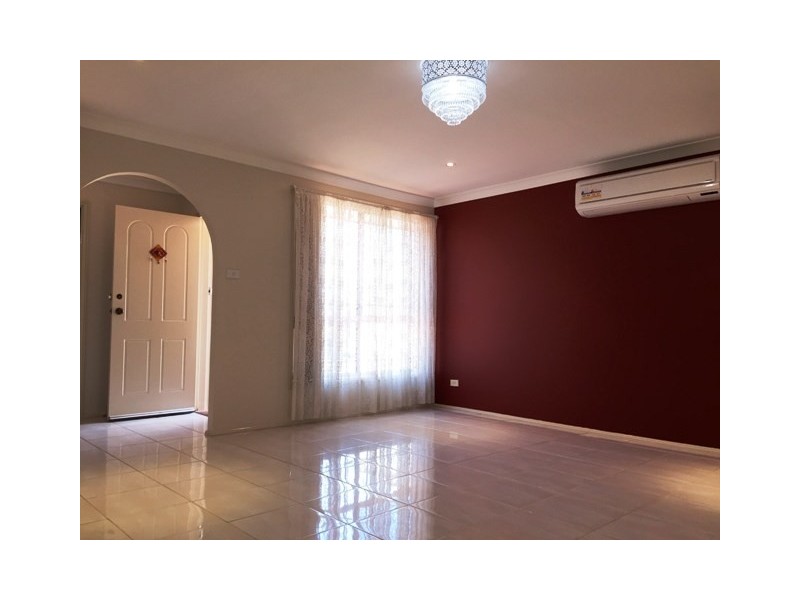 20 Tingha Close, Hinchinbrook NSW 2168