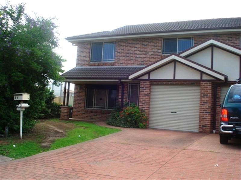 2A Lord Howe Drive, Green Valley NSW 2168