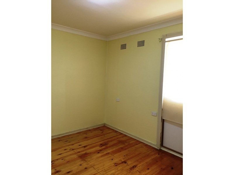 12 Karoola Street, Busby NSW 2168