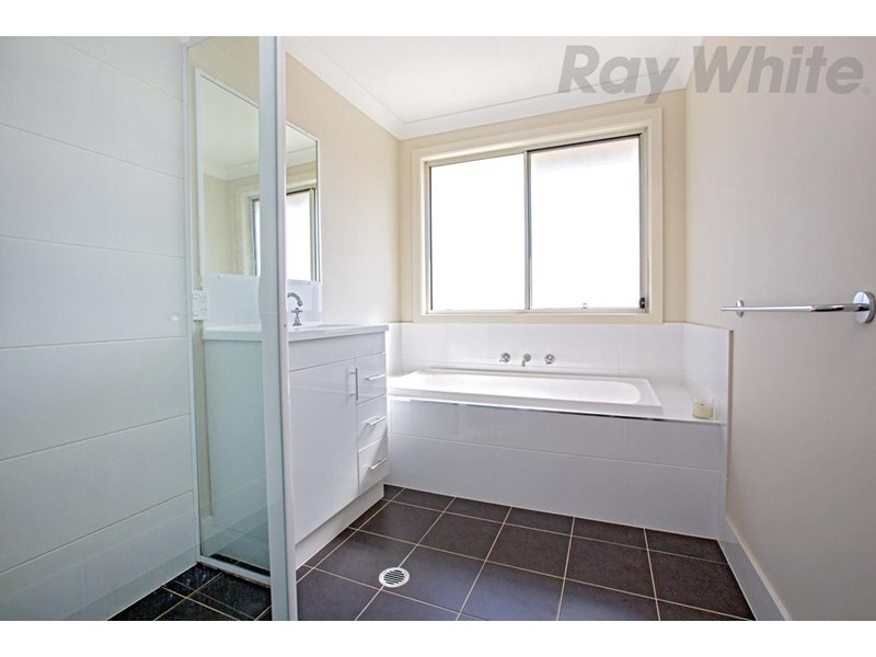 13 Leeton Road, Hinchinbrook NSW 2168