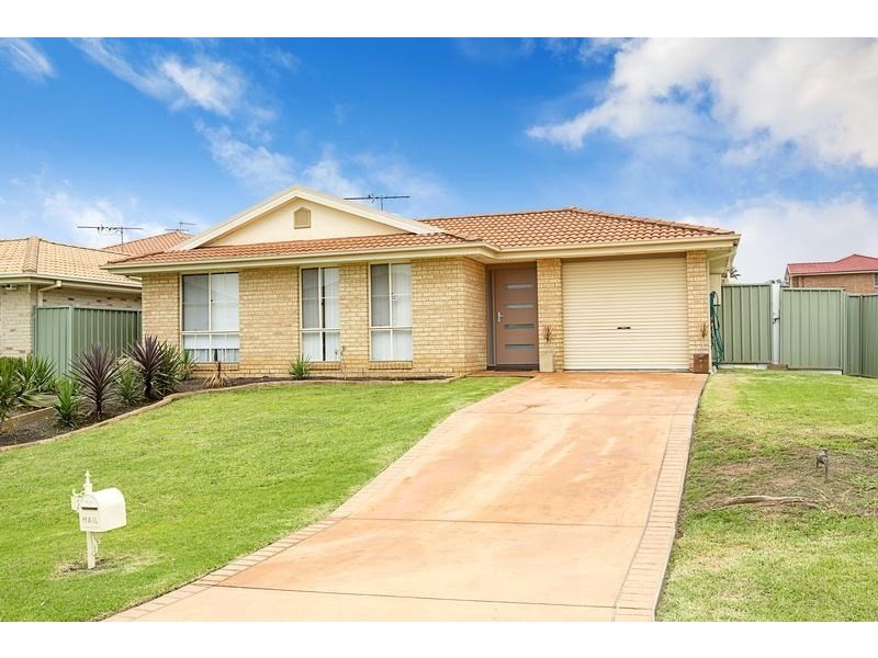 1 Palana Close, West Hoxton NSW 2171