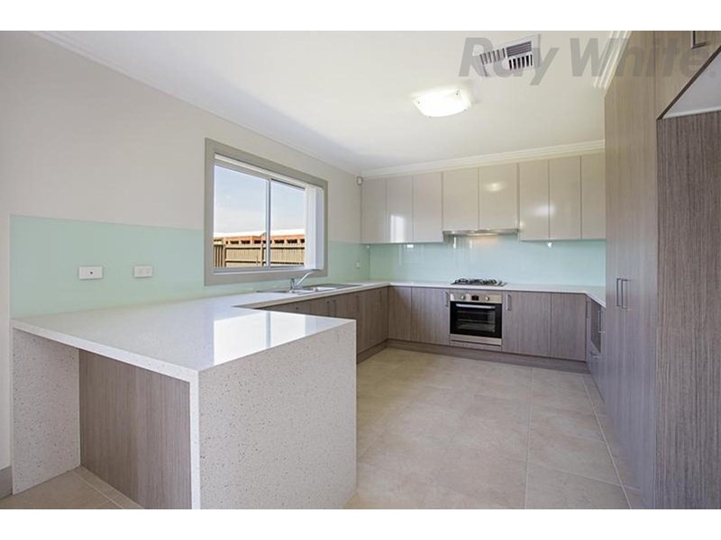 26 Kelsey Street, Middleton Grange NSW 2171