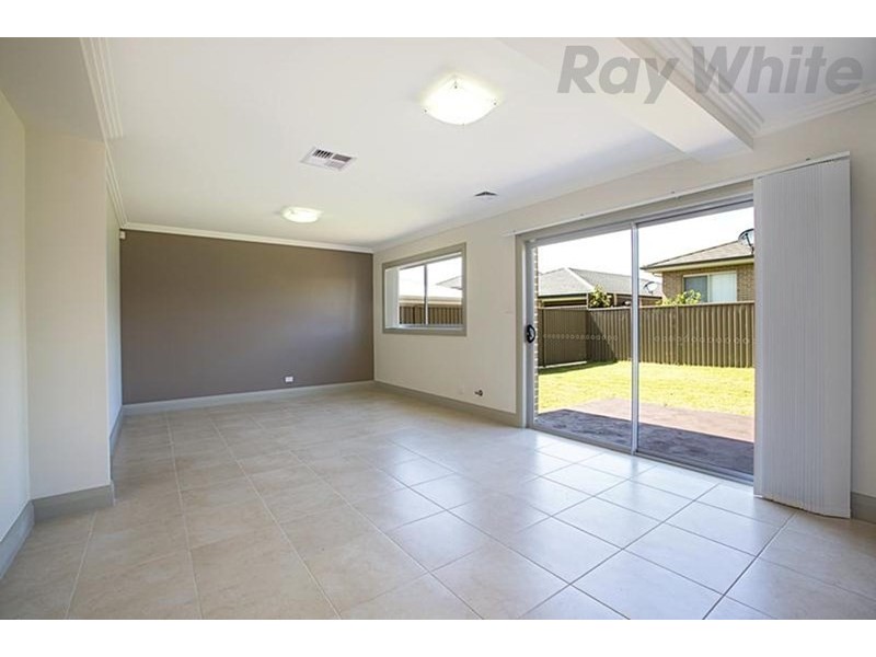 26 Kelsey Street, Middleton Grange NSW 2171