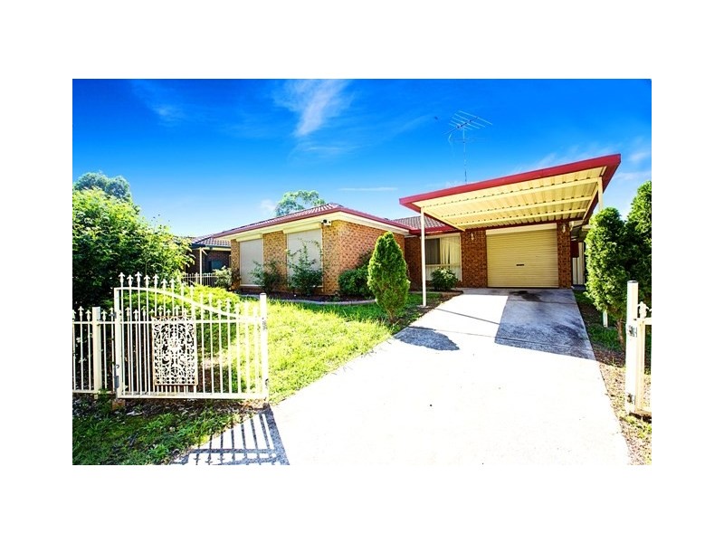 4 Bellingen Way, Hoxton Park NSW 2171