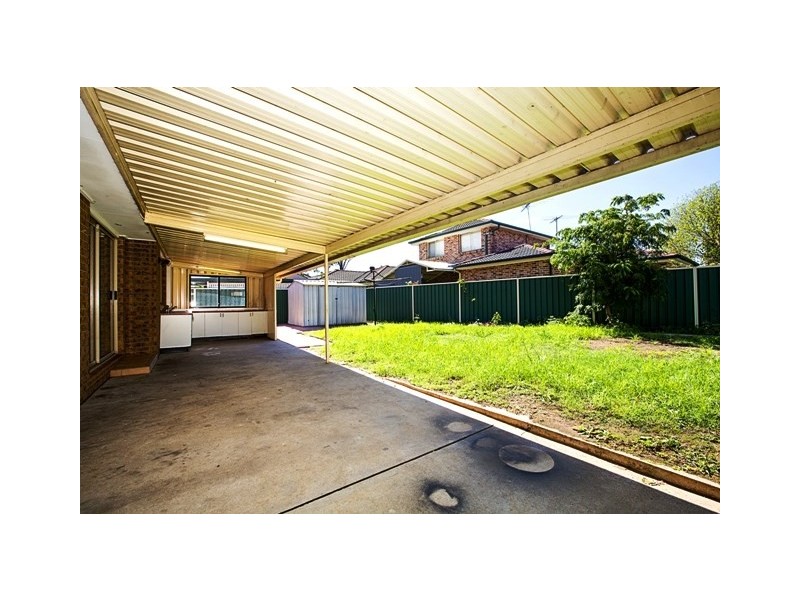 4 Bellingen Way, Hoxton Park NSW 2171
