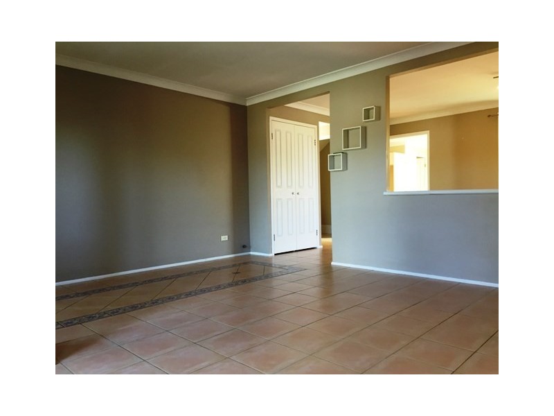 5 Cayley Place, Horningsea Park NSW 2171