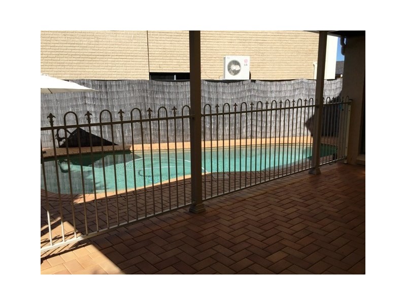 5 Cayley Place, Horningsea Park NSW 2171