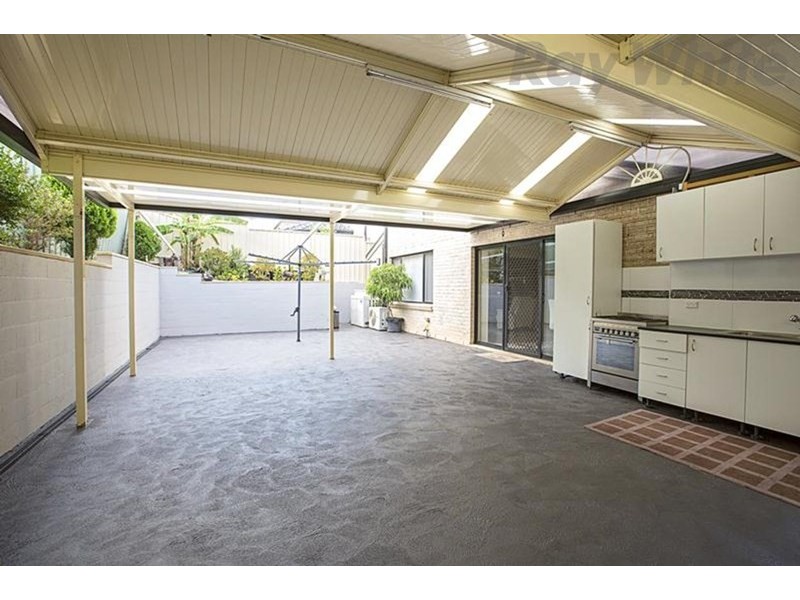 4 Pontville Close, West Hoxton NSW 2171