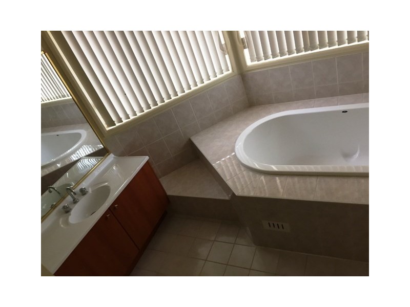 7 Boltons Street, Horningsea Park NSW 2171