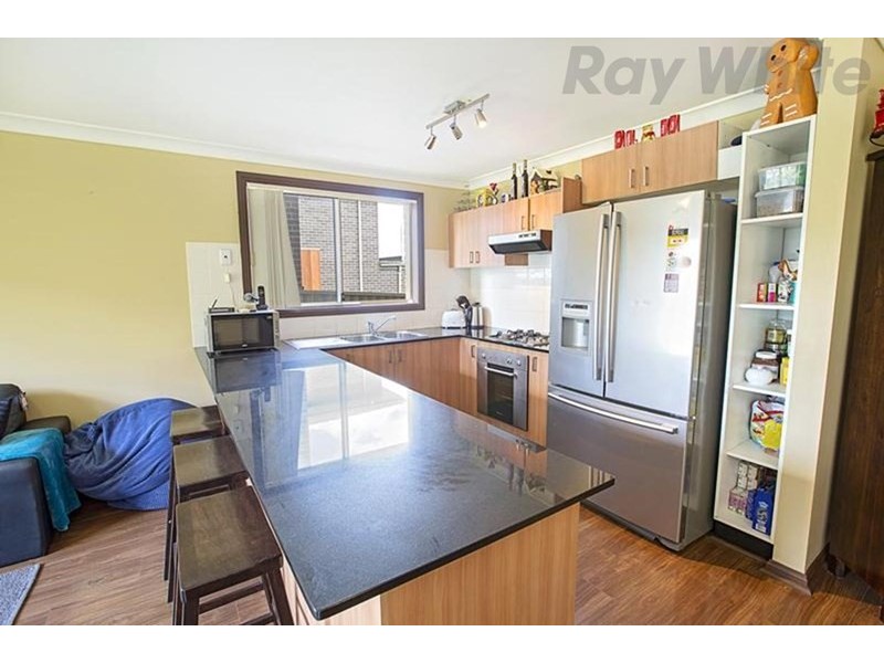 131 Carmichael Drive, West Hoxton NSW 2171