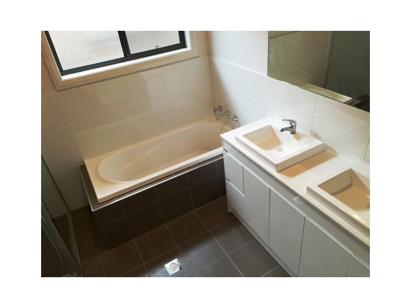 25 INVERELL Avenue, Hinchinbrook NSW 2168