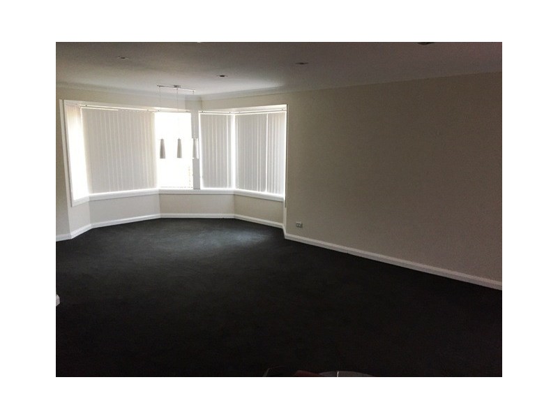 10 Snell Place, West Hoxton NSW 2171