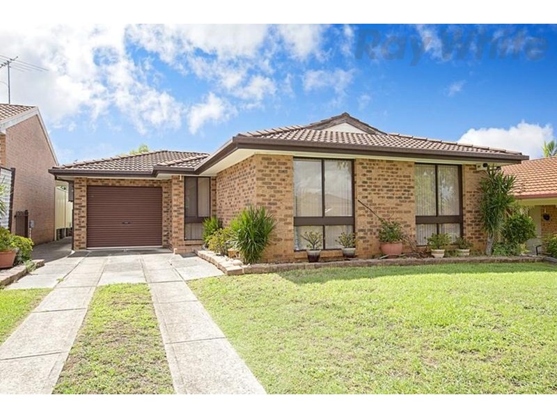 5 Arnold Avenue, Green Valley NSW 2168