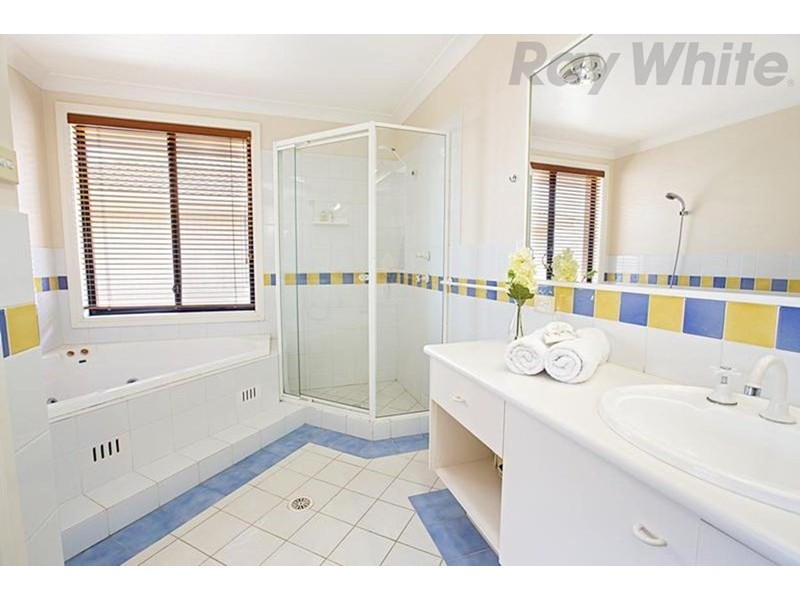 8 Davina Crescent, Cecil Hills NSW 2171