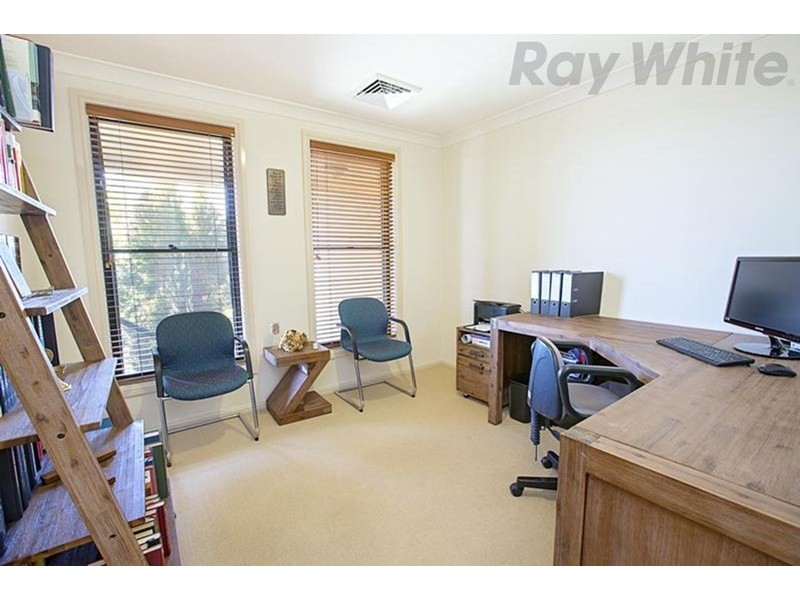 8 Davina Crescent, Cecil Hills NSW 2171