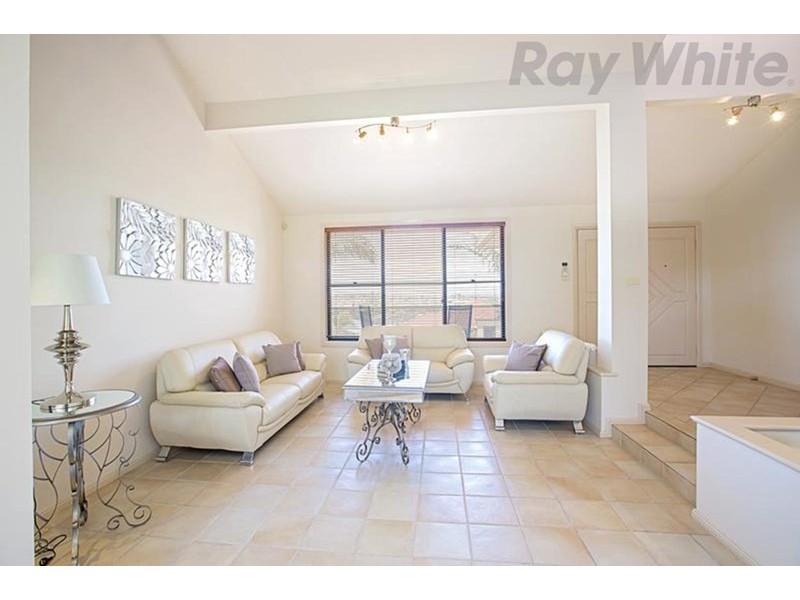 8 Davina Crescent, Cecil Hills NSW 2171