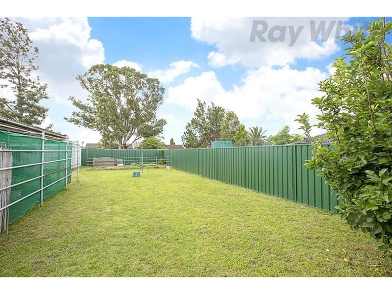 145 Carpenter Street, Colyton NSW 2760